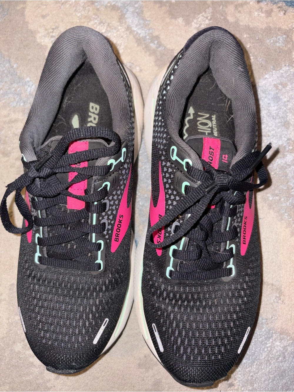 Brooks Ghost 14 Black & Pink Athletic Running Shoes size 6.5 - Picture 2 of 6